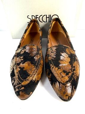 Women's Black and Copper Patterned Pointed Loafers